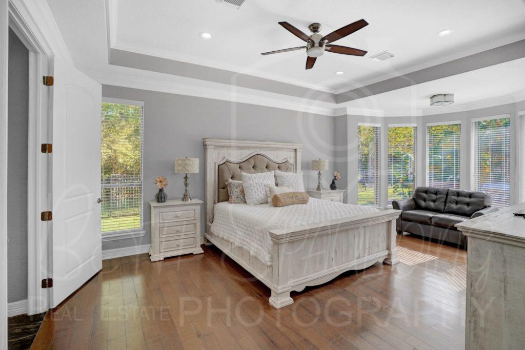 houston-real-estate-photography-forest-mountain-2022 (46)